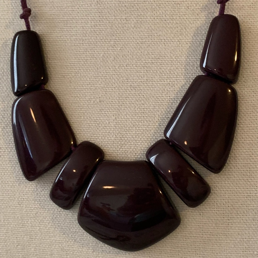 Deep purple fashion necklace
